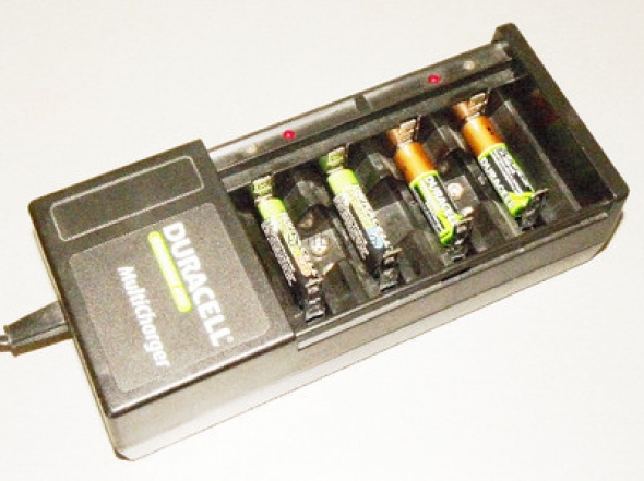 duracell multi charger зарядное устройство